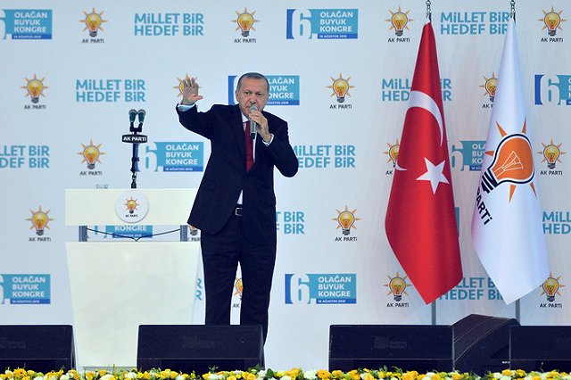 Жириновский объявил о желании Анкары размеcтить военную базу России