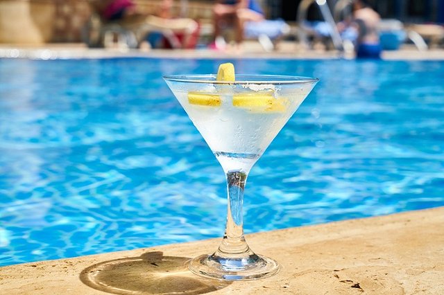 Вице-премьер назвала сроки запрета производства в России пластиковой посуды