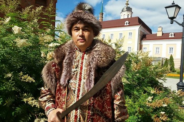 Министр информации Казахстана назвал свои русофобские высказывания «виртуальным мусором»