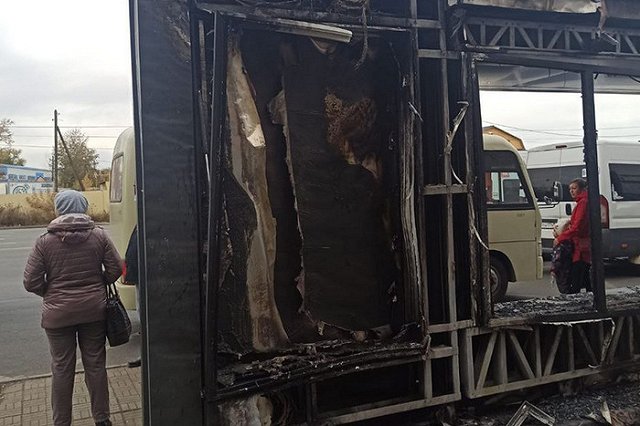 На Урале сожгли остановку транспорта