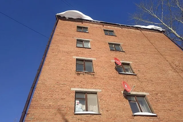 Депутаты выступили против возмещения в рамках ОСАГО ущерба из-за дорожных изъянов и схода снега