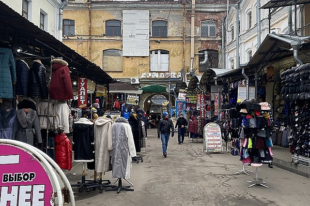 В Екатеринбурге на место вернулся популярный рынок