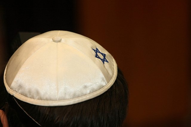 Профессор МГУ выгнал с экзамена студента в кипе