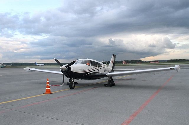 В Кольцово приземлился самолёт 1962 года выпуска