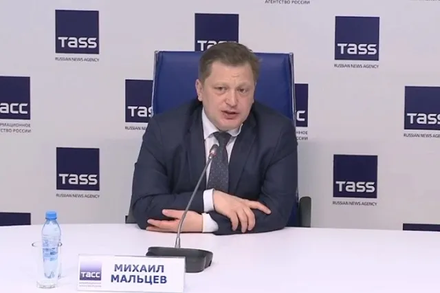 Михаил Мальцев рассказал, сколько уральских туристов не могут вернуться домой из-за рубежа