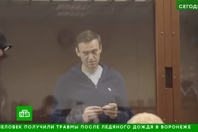 Навальный получил предостережение за создание «профсоюза» в колонии