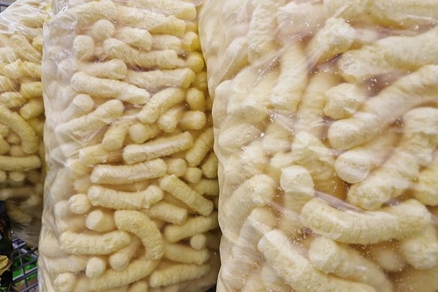 Китай стал массово закупать кукурузные колечки на Урале