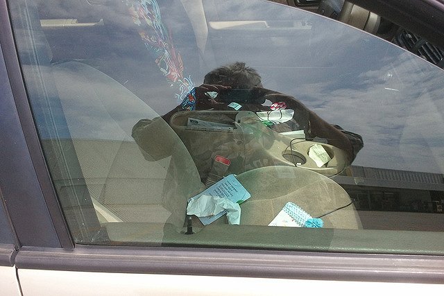 Приёмная дочь гомосексуалиста из США умерла на жаре в машине