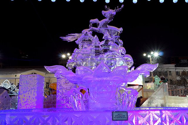 Елку сделают выше и сдвинут к улице 8 Марта