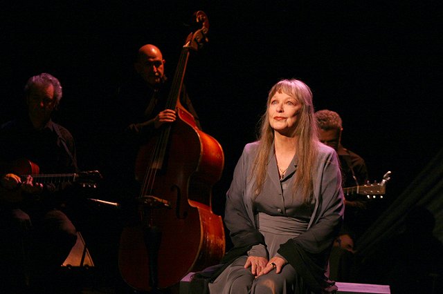 Фестиваль кино перенесут из «Космоса» по трем площадкам