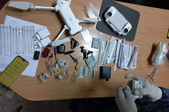 В новолялинскую колонию пытались передать машинку для битья «партаков»