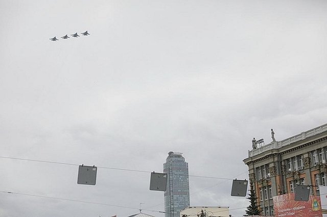 В мэрии Екатеринбурга напомнили, на чем можно будет уехать домой 9 мая из центра