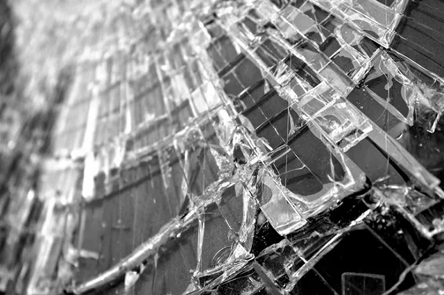 В центре Екатеринбурга расстреляли BMW