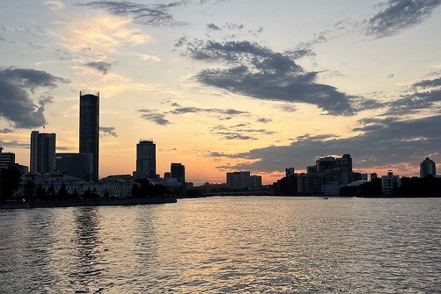 До +33 градусов потеплеет в Свердловской области