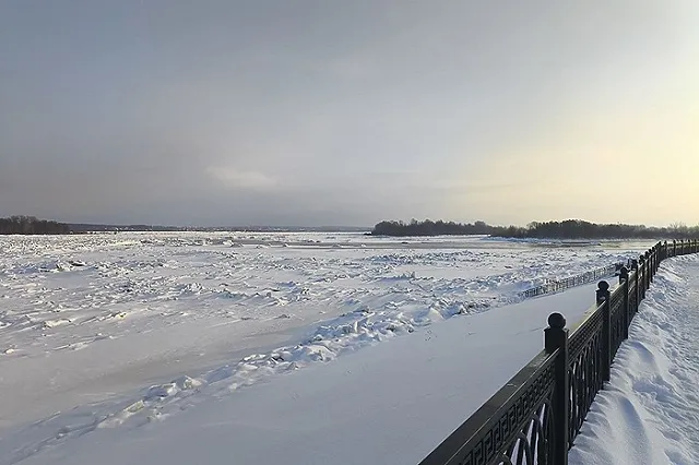 Спасенный из полыньи на Белоярском водохранилище умер в больнице