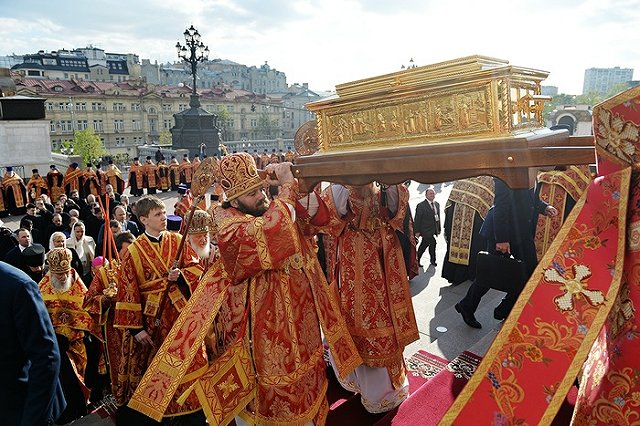 Мощи Николая Чудотворца вернули в Италию