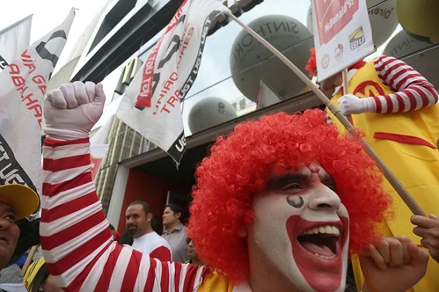 В штате Невада сотрудница McDonald’s избила посетительницу