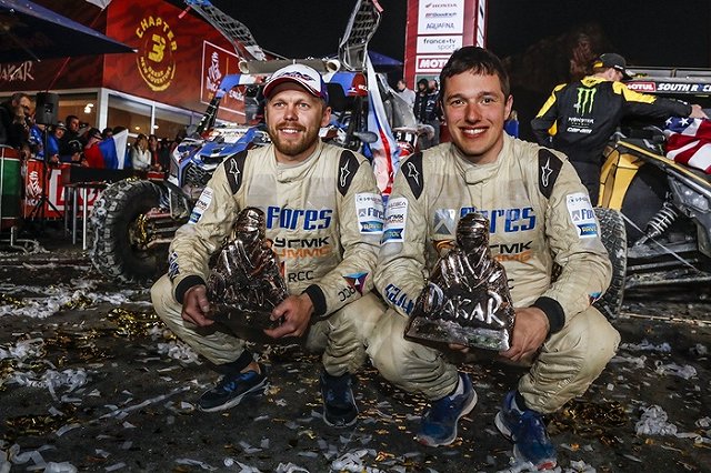 Призер «Дакара» Сергей Карякин вернулся на Урал. Российский экипаж занял второе место в классе багги