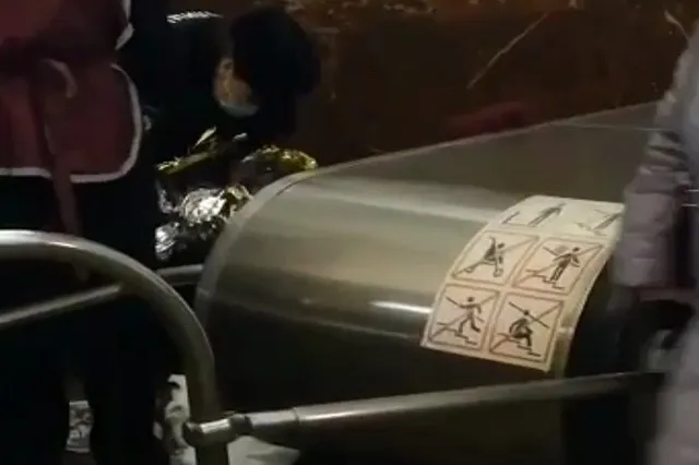 В Москве женщина родила ребёнка в метро