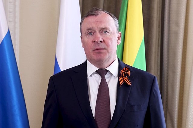 Мэр Орлов поздравил свердловчан с Днём Победы