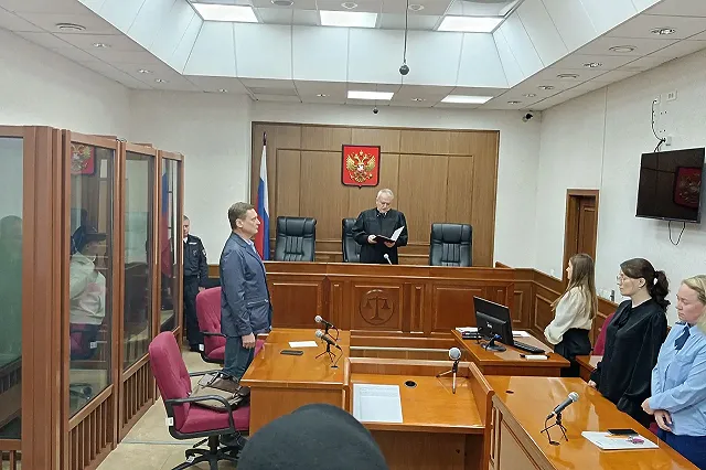 Мать, осужденная за жестокое убийство 3-летнего сына, выкрикнула следователю угрозу