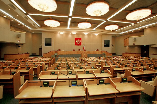 В Госдуме предложили разрешать отгулы во время магнитных бурь