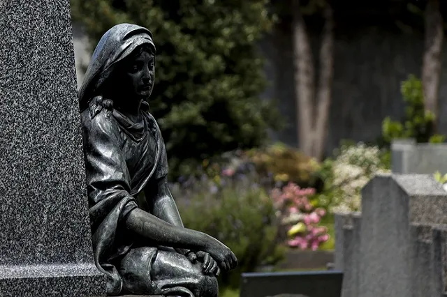 В Красноуфимске мать покончила с собой во время выпускного сына в детском саду