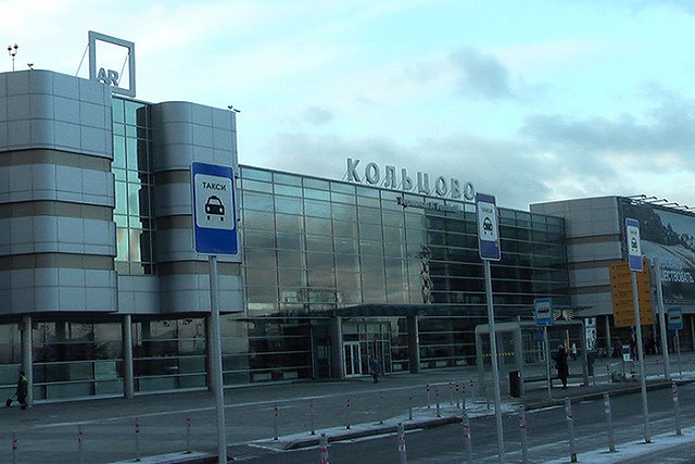 Десятки тысяч свердловчан не смогут выехать из страны