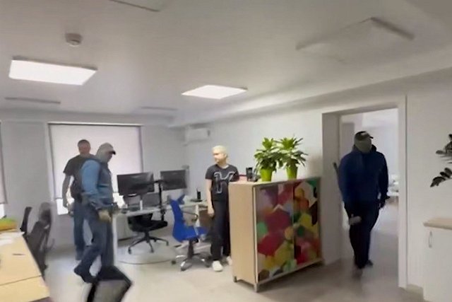 ТАСС: Сотрудникам «URA.RU» грозит уголовное дело о незаконном сборе информации