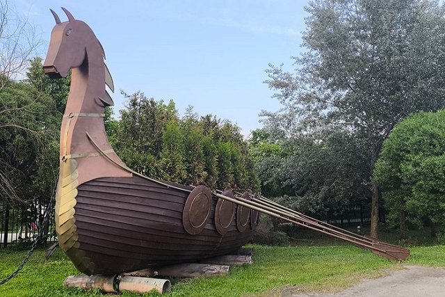 На мать семейства из Таджикистана после скандала с сертификатом на квартиру в Мытищах возбудили дело