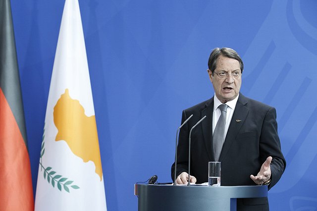 Президент Кипра приедет на парад Победы в Москву