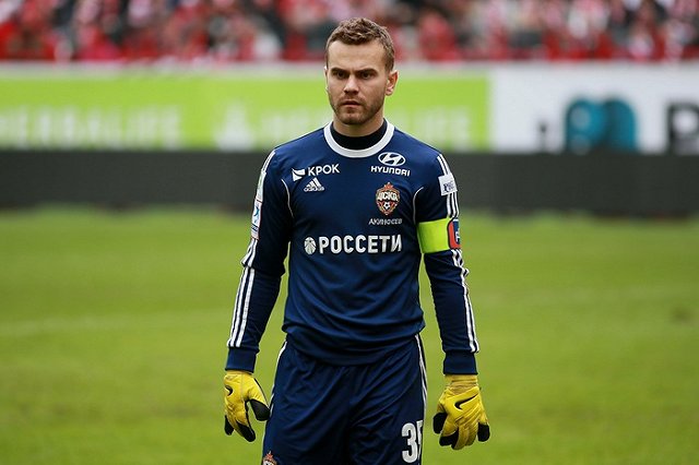 Черногорский отель предложил Акинфееву бесплатный отдых