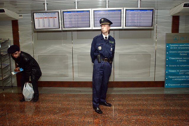 Депутат Коробейников недоволен службой безопасности аэропорта Домодедово