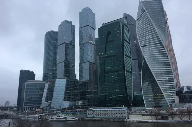 Названы самые дорогие города мира