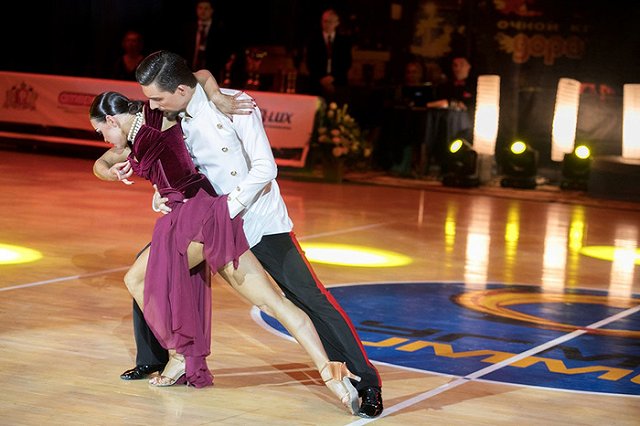 Кубок губернатора по бальным танцам собрал рекордное количество пар