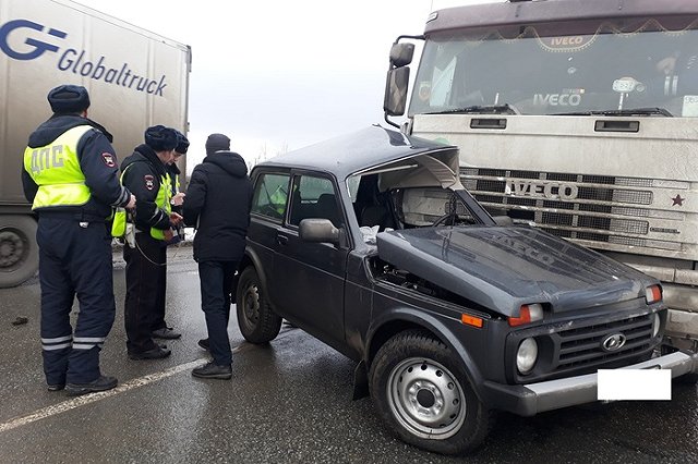 В утренней аварии на ЕКАДе погибла женщина