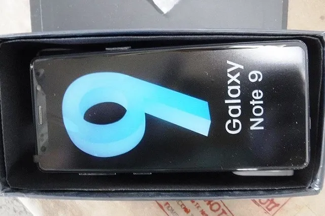 Уральские таможенники задержали партию контрафактных смартфонов на 10 миллионов рублей