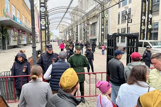 Улицу Вайнера закрыли для пешеходов