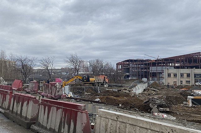 В Екатеринбурге опять отложили открытие важной улицы возле «Калины»