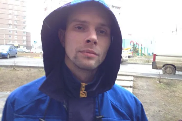 «Газпром» уволил слесаря — фаната батальона «Азов»