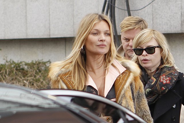 Кейт Мосс сняли с самолета из-за агрессивного поведения