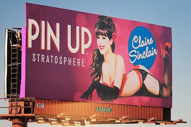 Московские рекламщики заплатят двукратную цену за место в центре Екатеринбурга