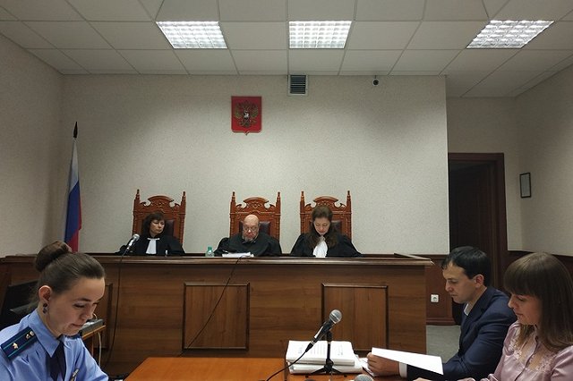 Дело о наркотиках питерских экс-силовиков дошло до Областного суда