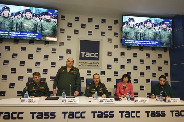 Свердловчанина-призывника поместили в невыносимые условия психбольницы. Теперь ему грозит срок