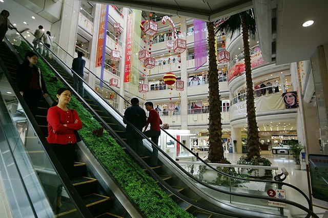 Клепач поспорил с Улюкаевым о прохождении дна российской экономики