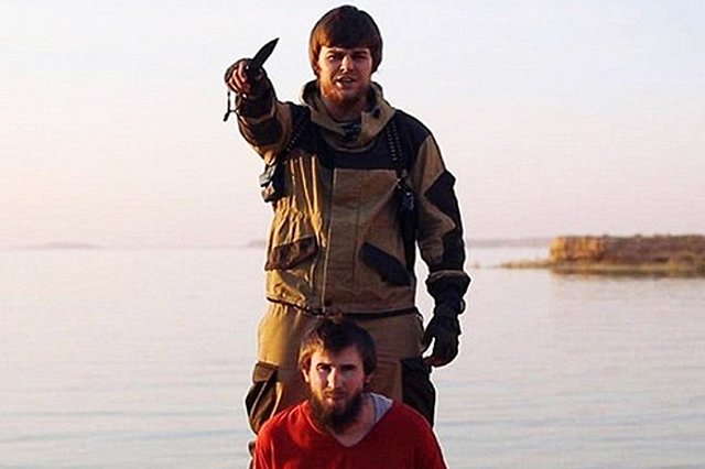 «Джихади-Толик» из Ноябрьска продолжает общаться с матерью