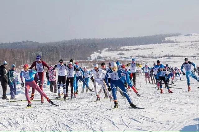 «Старт дали залпом из пушки»: в Нижнем Тагиле прошла Лыжня России-2019