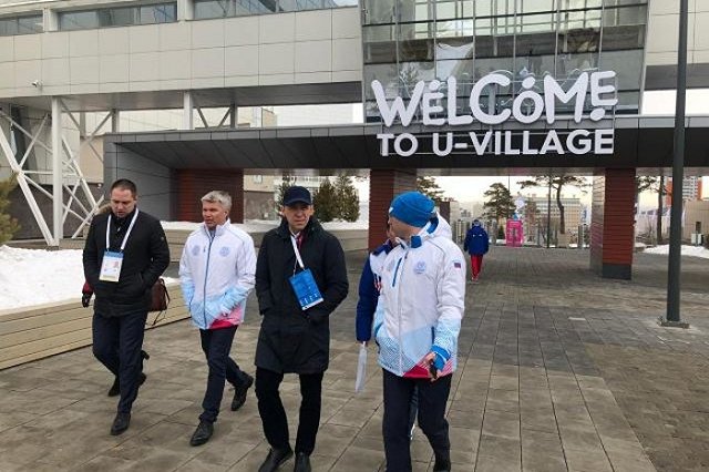 Куйвашев улетел в Красноярск на открытие «Универсиады-2023»