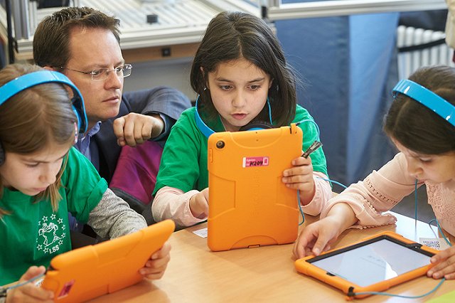 Россияне массово потеряли интерес к планшетам