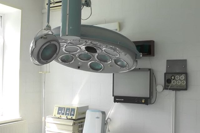 Пациент больницы в Колпино ночью пытался зарезать других больных